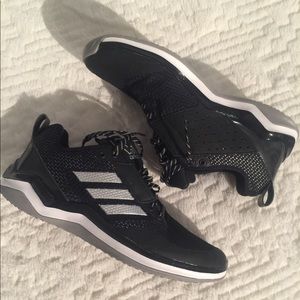 Adidas Men’s sneaker- size 9